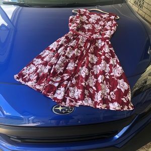 NWOT Lovely Red & White💃🏼Lined LACE DRESS💃🏼